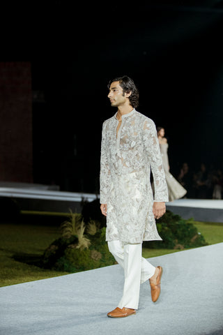 Derek Kurta set