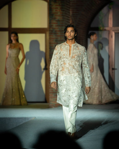 Derek Kurta set