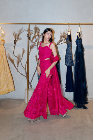 Pia Sharara set