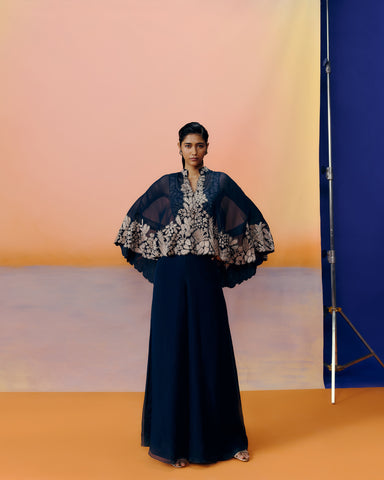 Kalie Cape set